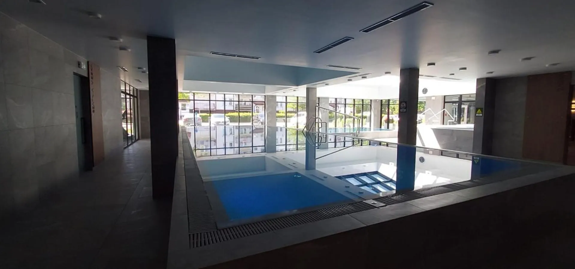 Apartament Green Port Basen & Jacuzzi Kolobrzeg 0*,