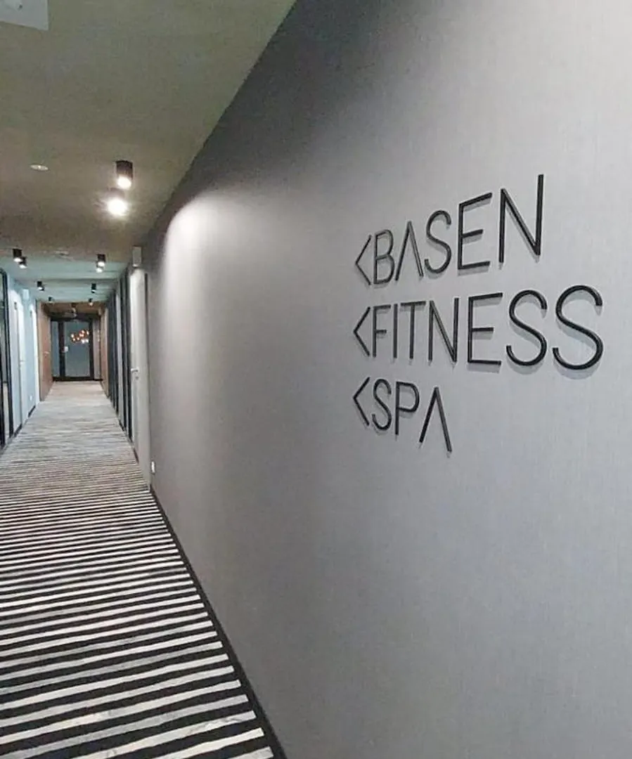 Apartament Green Port Basen & Jacuzzi Kolobrzeg Apartment